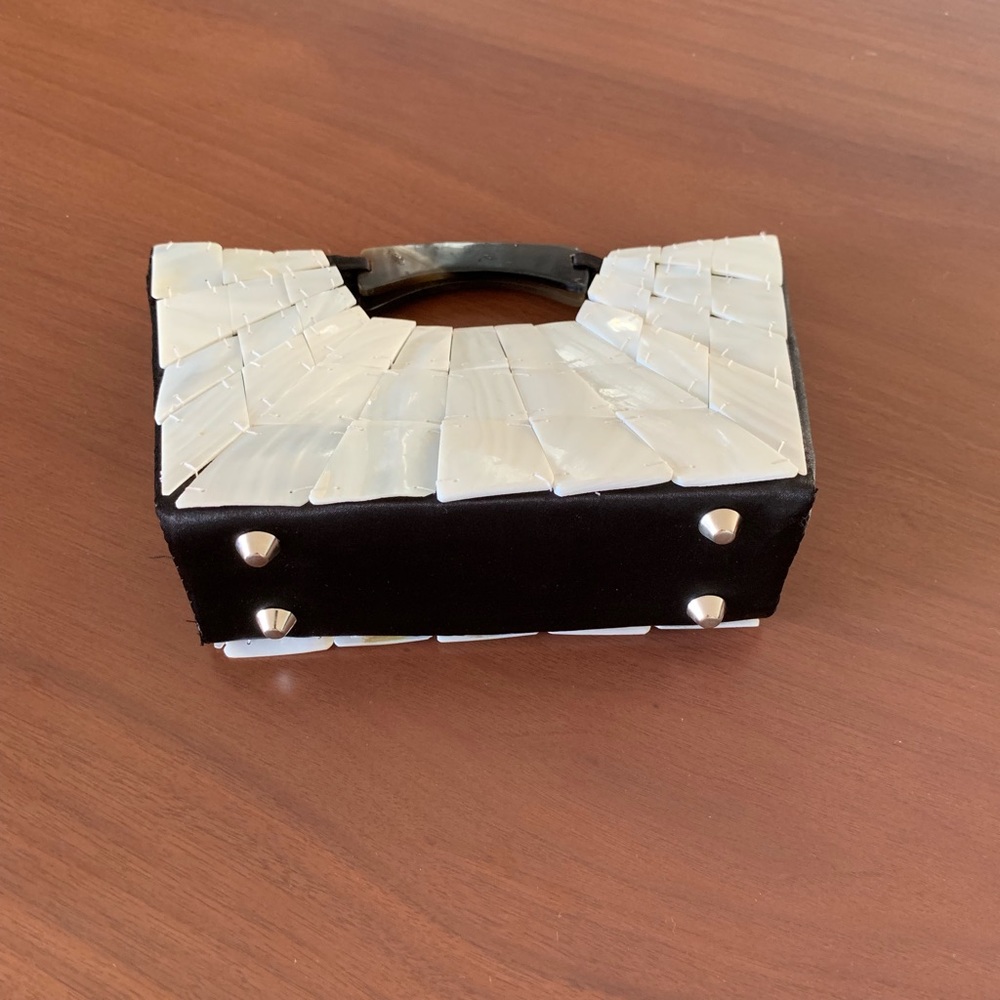 Cocktail purse - Artisan handmade with shells. - Picture 5 of 6